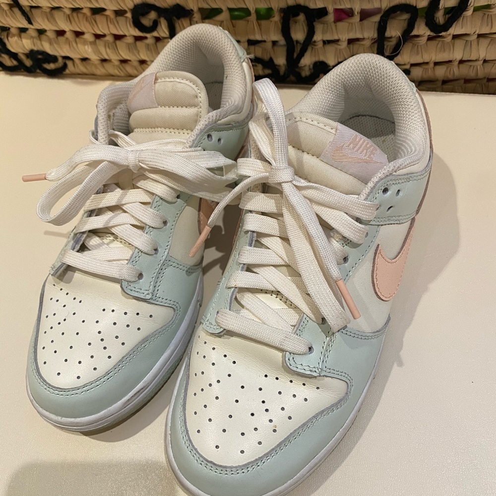 Nike dunk low